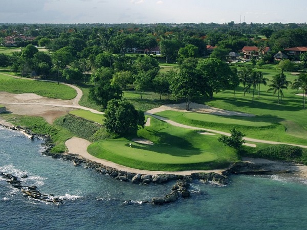 Flo-Sun, Casa de Campo